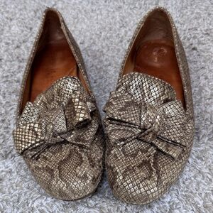 Gentle Souls by Kennth Cole snake skin loafer